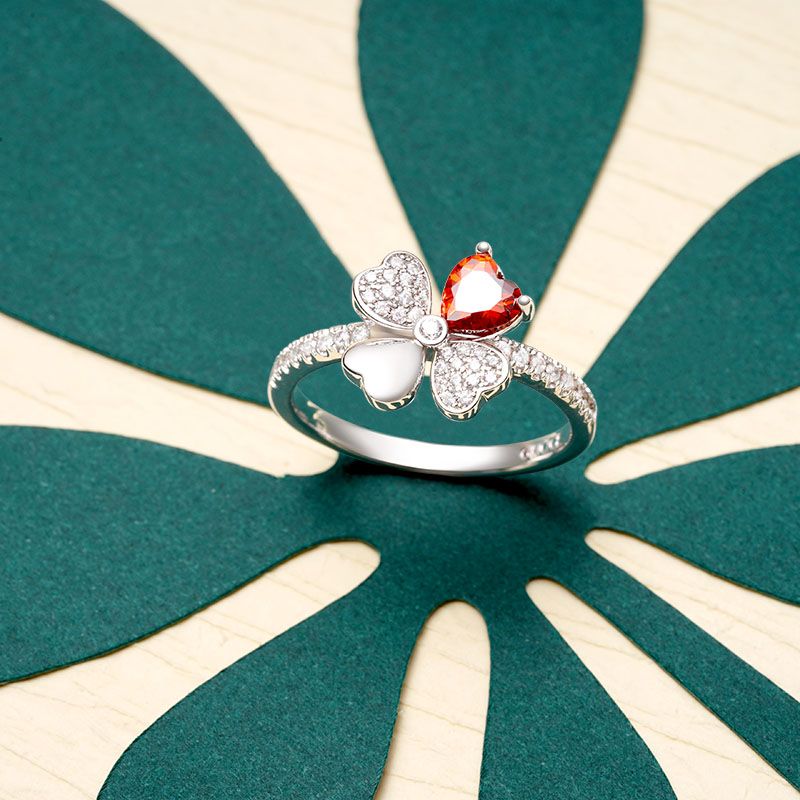 Anillo de Piedra de Nacimiento Trébol de Cuatro Hojas
