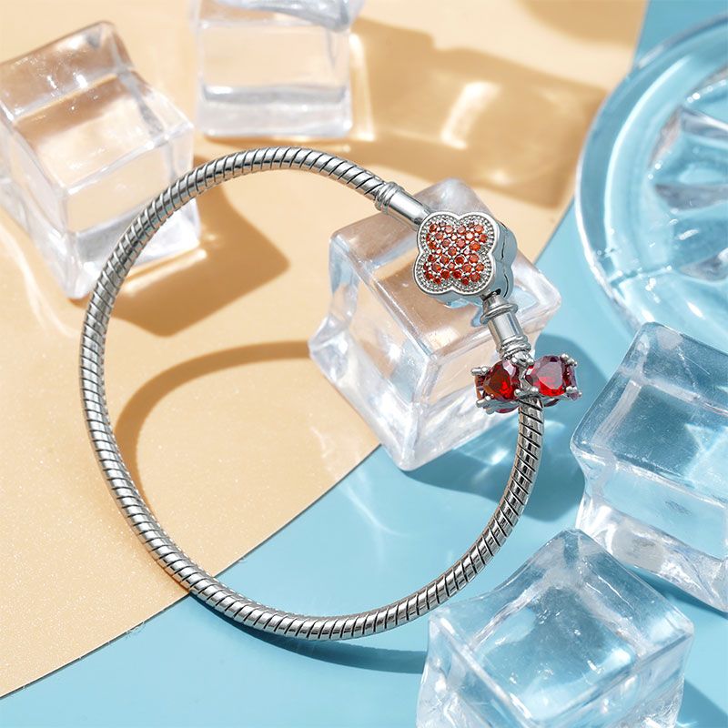 Pulsera Trébol de la Suerte Rojo