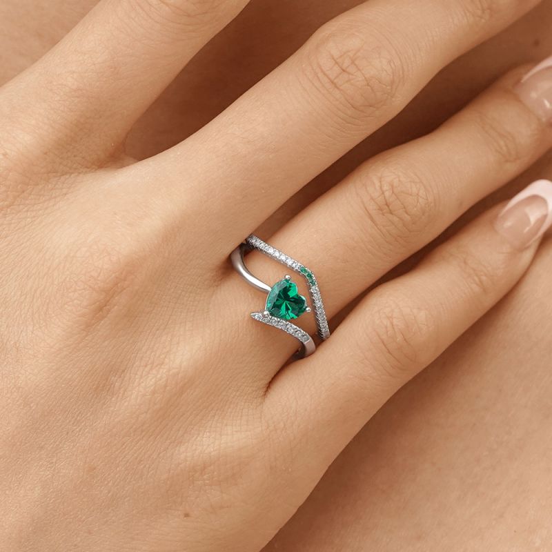 Anillo Corazón Esmeralda