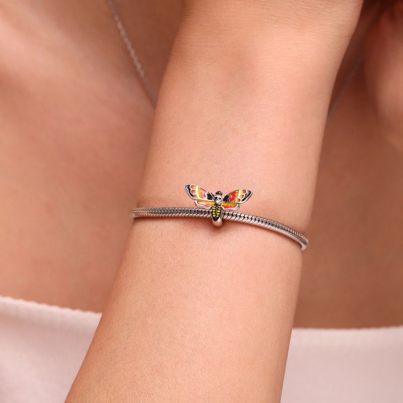 Charm Polilla Cabeza de Muerte