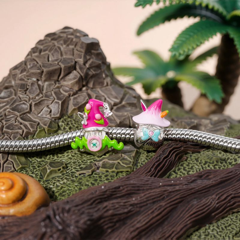 Charm Floral Mamá Gnoma