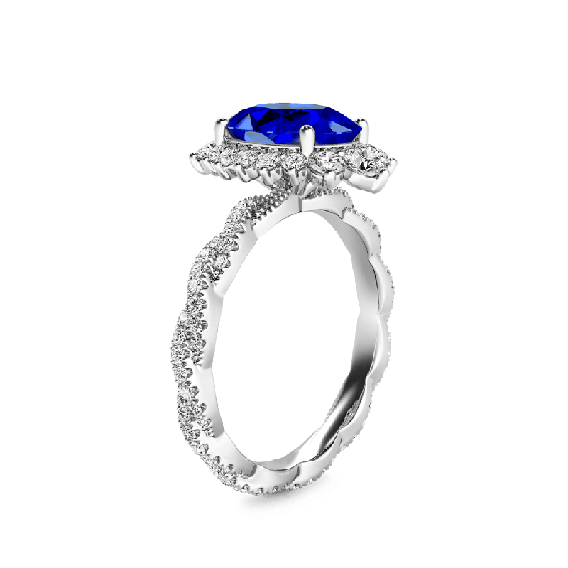 Anillo Trenzado con Halo de Zafiro en Racimo