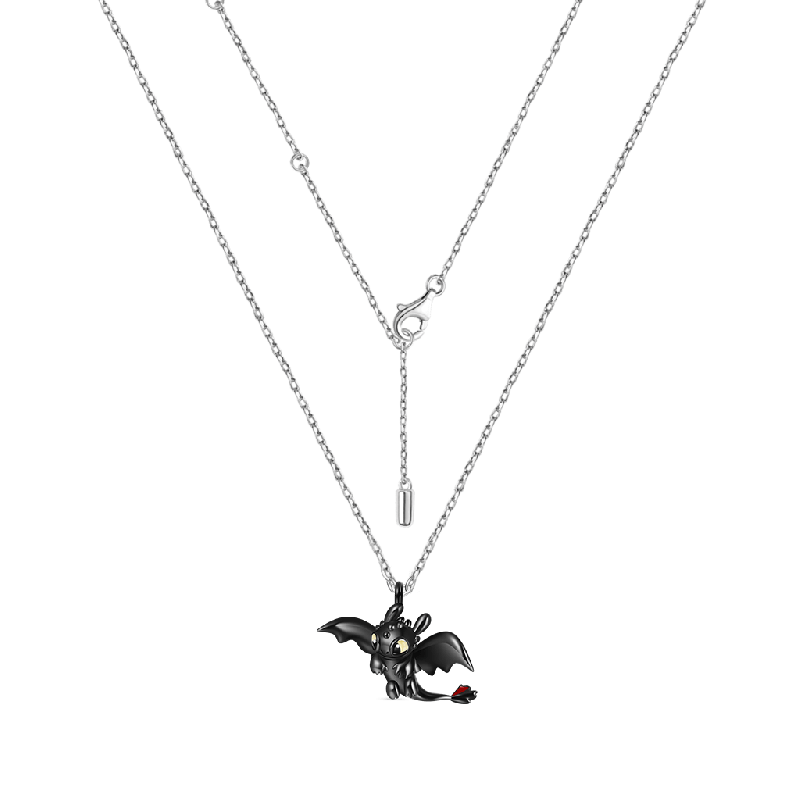 Collar Desdentao Alas Batientes
