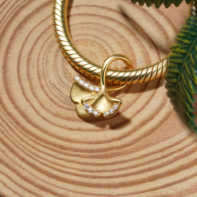 Charm de Hoja de Ginkgo