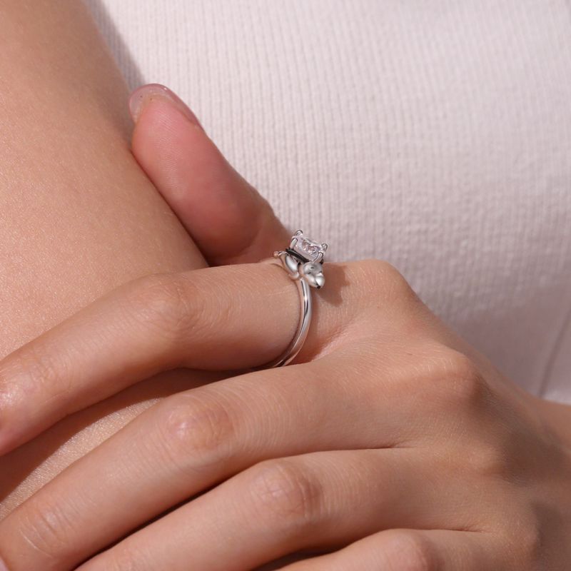 Anillo de moissanita Peanuts Snoopy con cariño