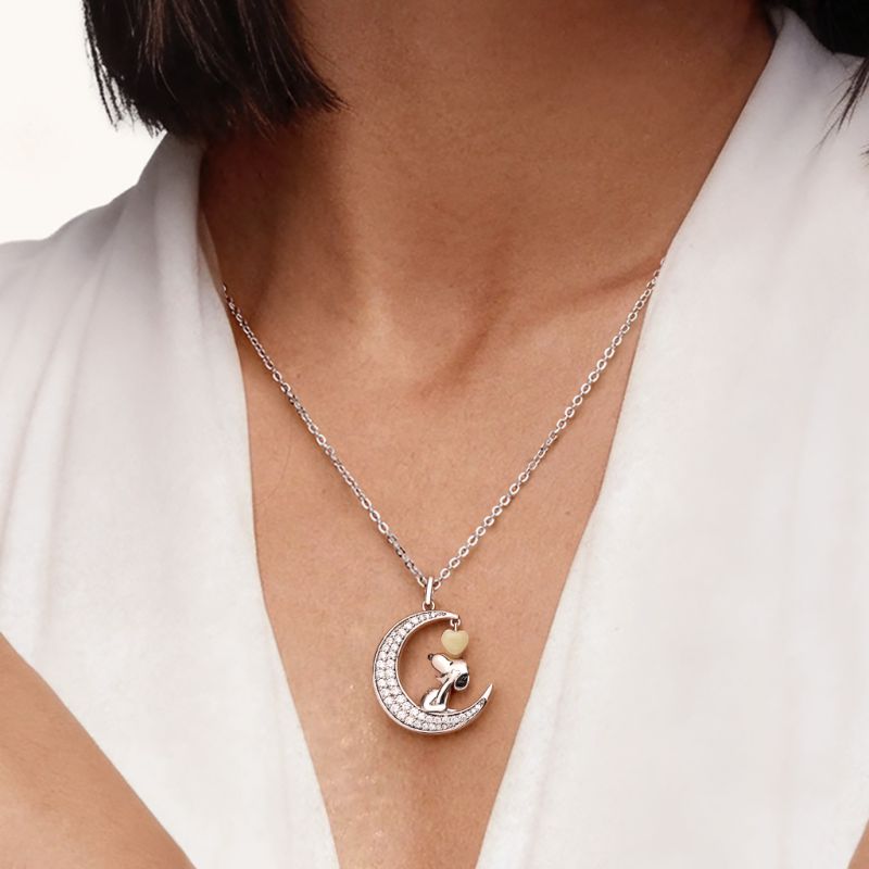 Collar de Corazón Brillante de Snoopy Moon