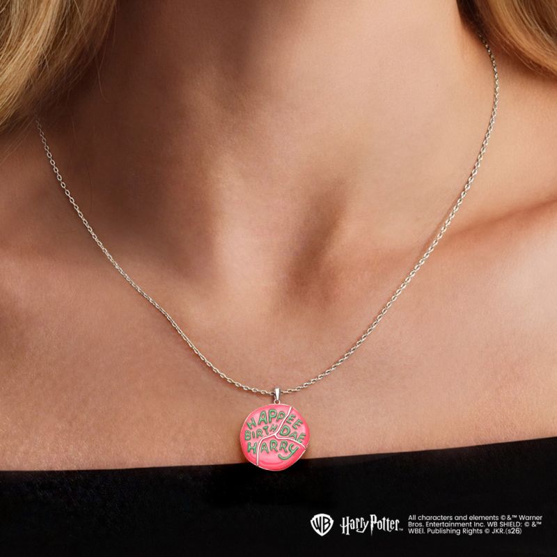Collar de tarta de cumpleaños de Hagrid
