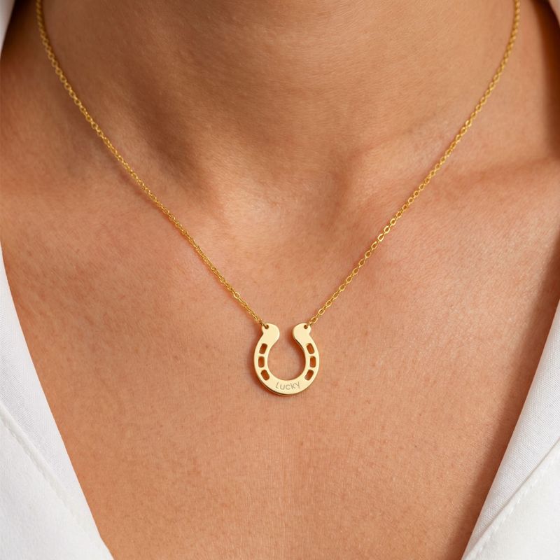Collar de herradura grabable