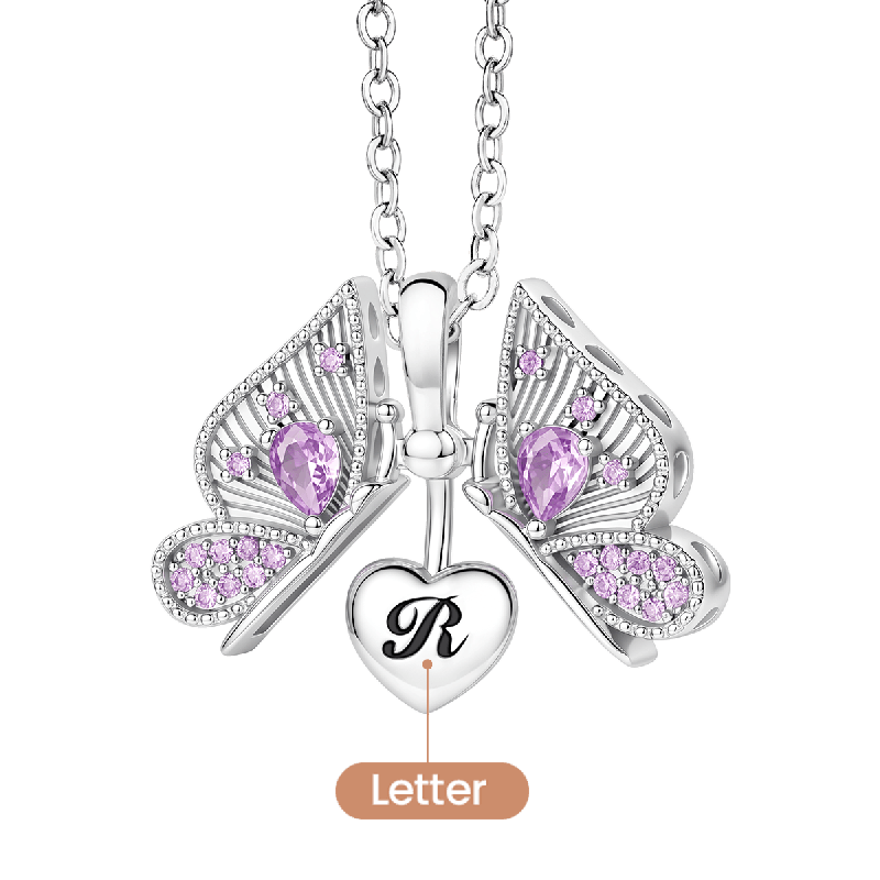 Colgante grabable de corazón de mariposa abrible