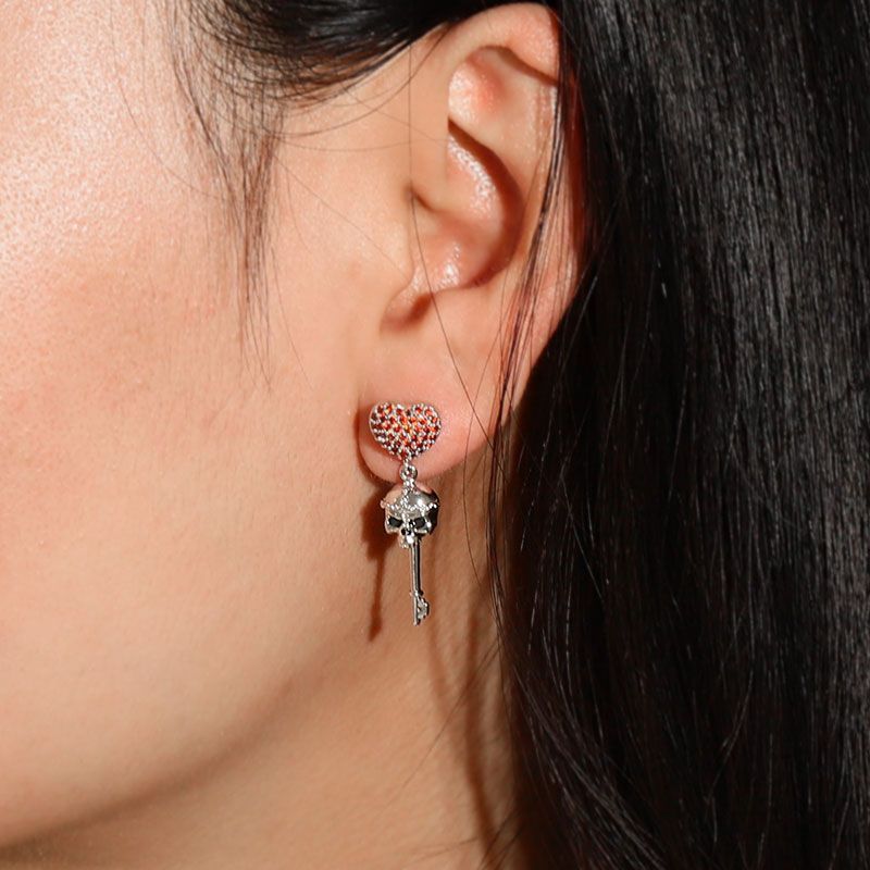 Pendientes Del Corazón Del Calavera