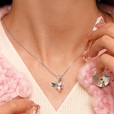 Amuleto de Sakura de Zircon Rosa
