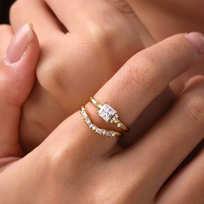 Anillos Apilables Curva Circonita Cuadrada