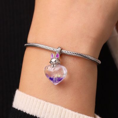 Charm Conejito Tumbado en tu Corazón