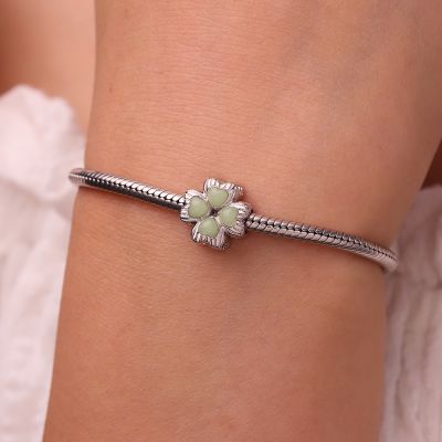 Charm Trébol de Cuatro Hojas