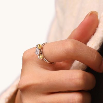 Anillo de Diamante En Cáscara De Huevo De Pascua