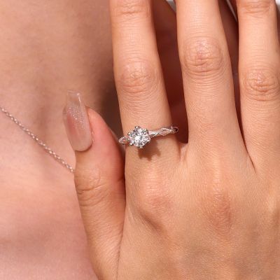 Anillo Clásico de Moissanite VVS de 1 Ct Y 925S