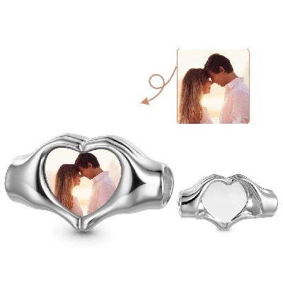 Charm Foto Manos Formando Corazón
