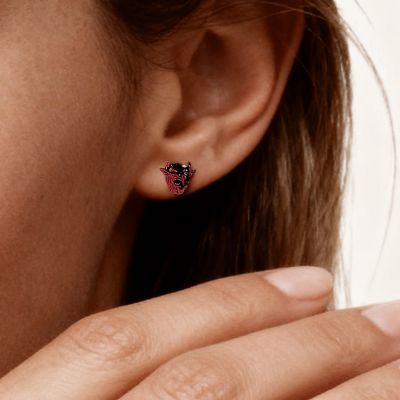 Pendientes Freddy Krueger Stud