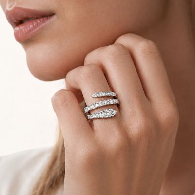 Anillo de envoltura de serpiente enrollada
