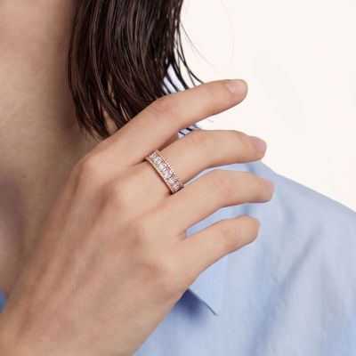Anillo de tres filas con corte esmeralda