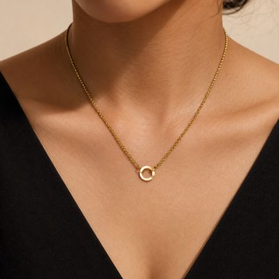 Collar con cierre circular